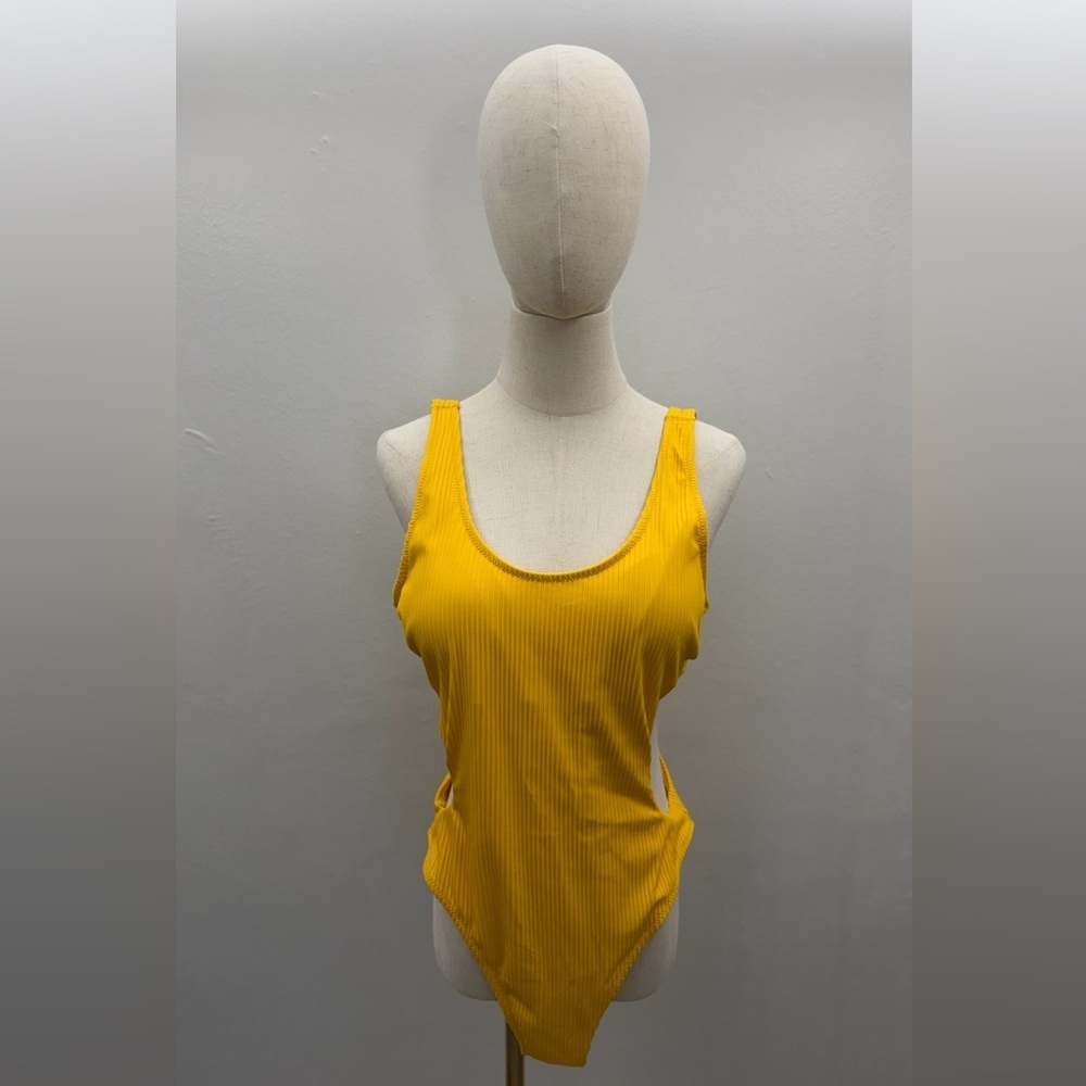 Cupshe Yellow Ribbed Bodysuit Size XXL One Piece Women's Swimsuit NWT